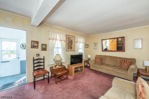 19 Whittlesey Avenue West Orange NJ 07052