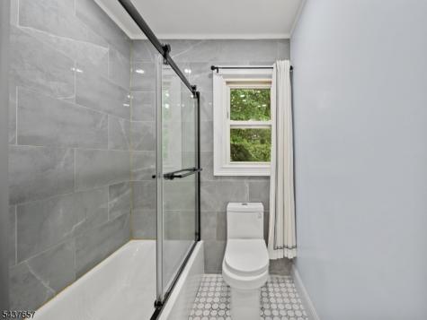 17 Ravine Court Clifton NJ 07013