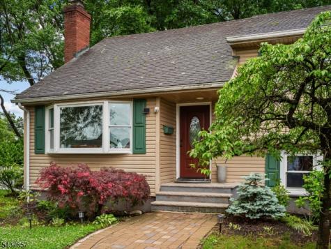 17 Ravine Court Clifton NJ 07013