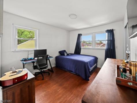 17 Ravine Court Clifton NJ 07013