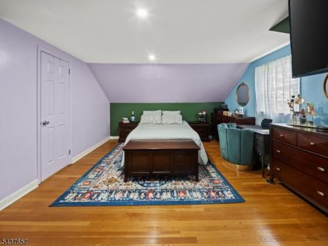 17 Ravine Court Clifton NJ 07013