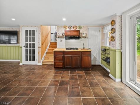 17 Ravine Court Clifton NJ 07013