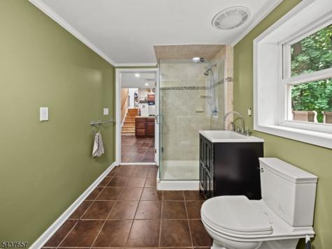17 Ravine Court Clifton NJ 07013