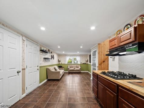 17 Ravine Court Clifton NJ 07013