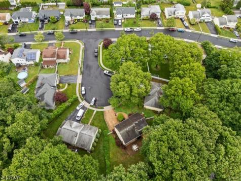 17 Ravine Court Clifton NJ 07013