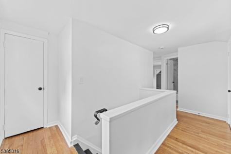 18 Farmingdale Avenue Bloomfield NJ 07003
