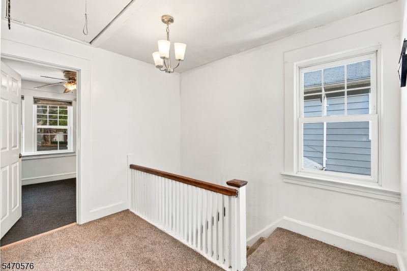211 Hillside Road Elizabeth NJ 07208