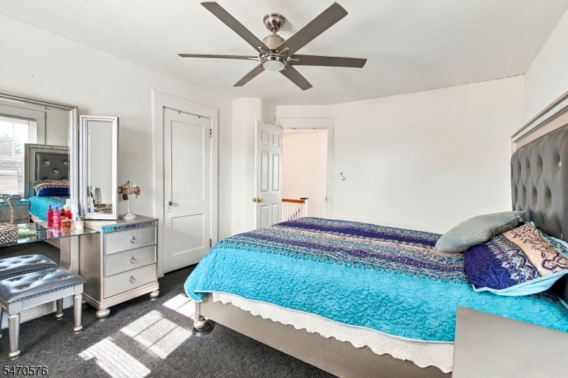 211 Hillside Road Elizabeth NJ 07208