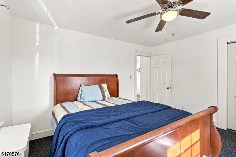 211 Hillside Road Elizabeth NJ 07208
