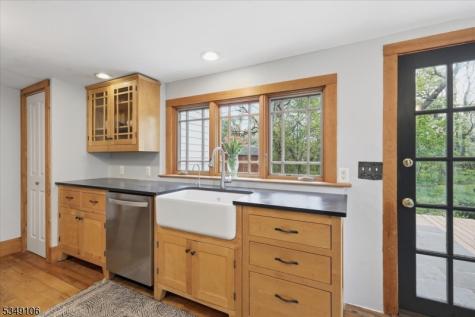 74 Old Highway 28 Readington NJ 08889
