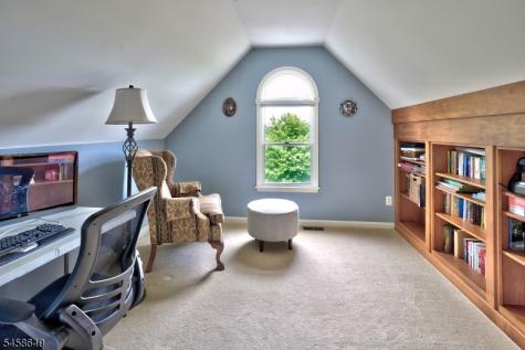 71 Rainbow Hill Road East Amwell NJ 08822
