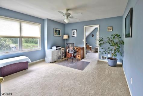 71 Rainbow Hill Road East Amwell NJ 08822