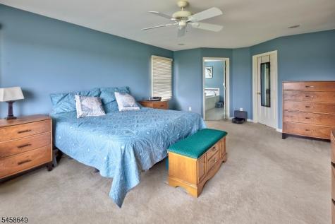 71 Rainbow Hill Road East Amwell NJ 08822