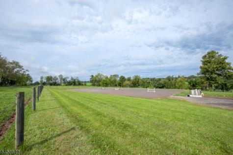 71 Rainbow Hill Road East Amwell NJ 08822