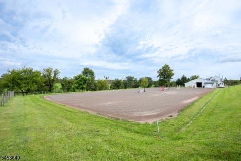 71 Rainbow Hill Road East Amwell NJ 08822