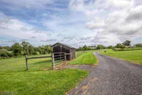 71 Rainbow Hill Road East Amwell NJ 08822