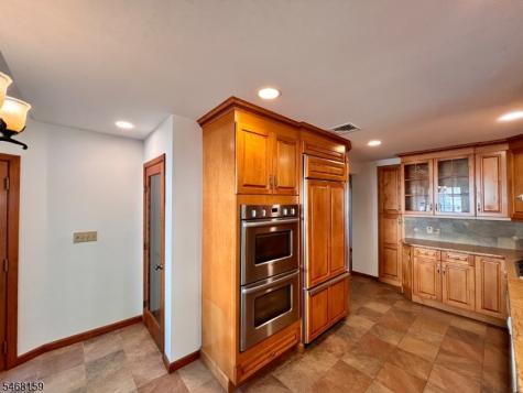 447 Manchester Avenue North Haledon NJ 07508