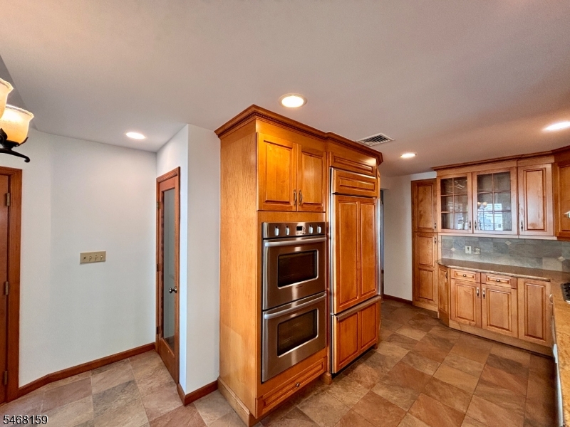 447 Manchester Avenue North Haledon NJ 07508
