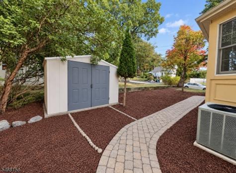 447 Manchester Avenue North Haledon NJ 07508