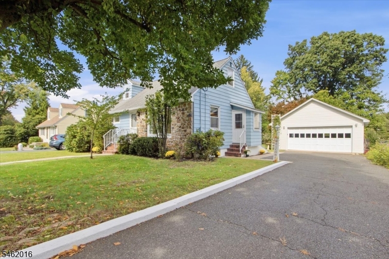 16 Sandra Lane Randolph NJ 07869