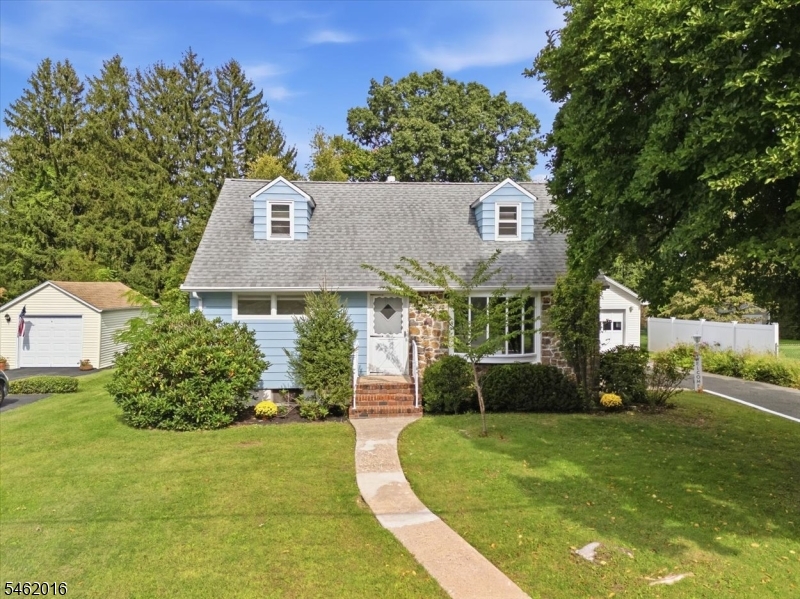 16 Sandra Lane Randolph NJ 07869