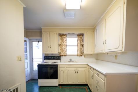 133 Frost Avenue Phillipsburg NJ 08865