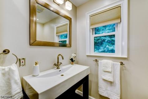 110 Woodland Road New Providence NJ 07974