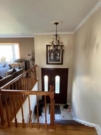 71 Rodak Circle Edison NJ 08817