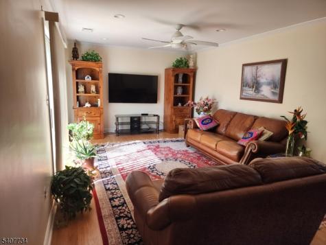71 Rodak Circle Edison NJ 08817