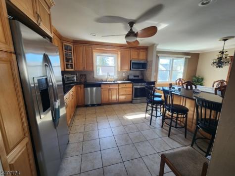 71 Rodak Circle Edison NJ 08817