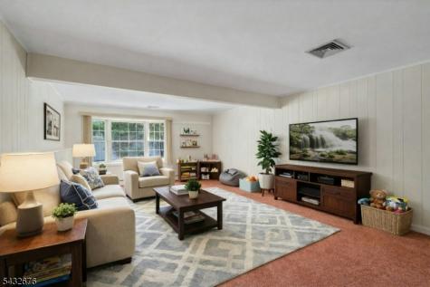 98 Vassar Drive Paramus NJ 07652