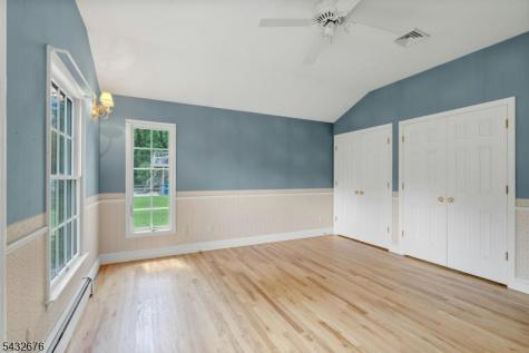 98 Vassar Drive Paramus NJ 07652