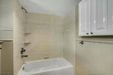 98 Vassar Drive Paramus NJ 07652