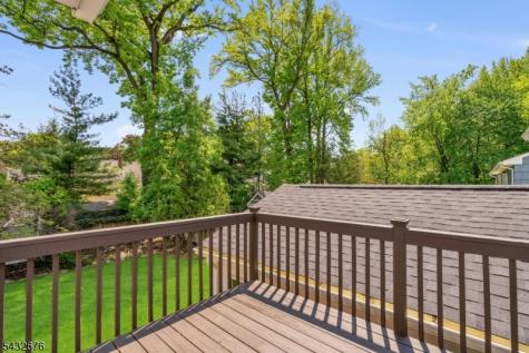 98 Vassar Drive Paramus NJ 07652