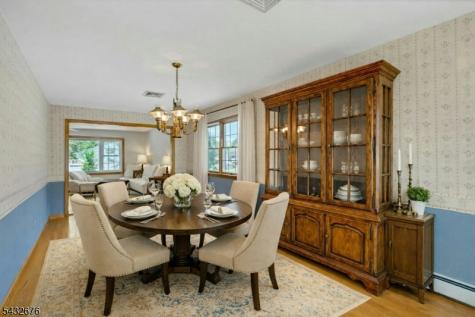 98 Vassar Drive Paramus NJ 07652