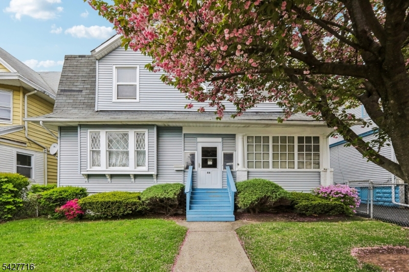 86 Burchard Avenue East Orange NJ 07017