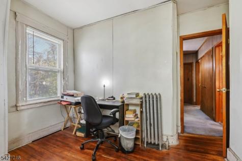 86 Burchard Avenue East Orange NJ 07017