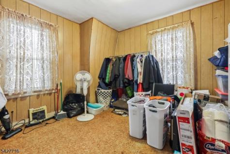 86 Burchard Avenue East Orange NJ 07017