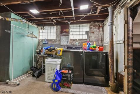 86 Burchard Avenue East Orange NJ 07017
