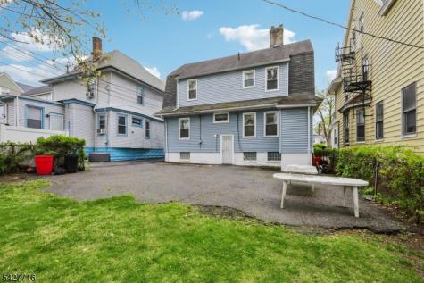 86 Burchard Avenue East Orange NJ 07017