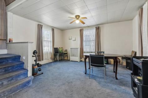 86 Burchard Avenue East Orange NJ 07017