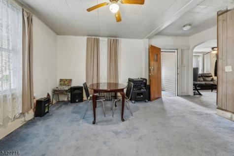 86 Burchard Avenue East Orange NJ 07017