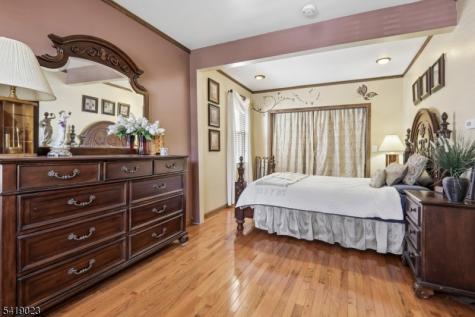 31 Bergen Boulevard Woodland Park NJ 07424