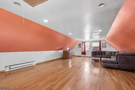 31 Bergen Boulevard Woodland Park NJ 07424
