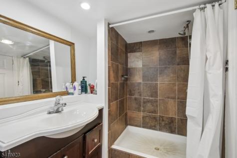31 Bergen Boulevard Woodland Park NJ 07424