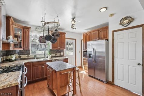 31 Bergen Boulevard Woodland Park NJ 07424