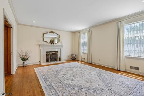 14 N Stone Hedge Drive Bernards NJ 07920