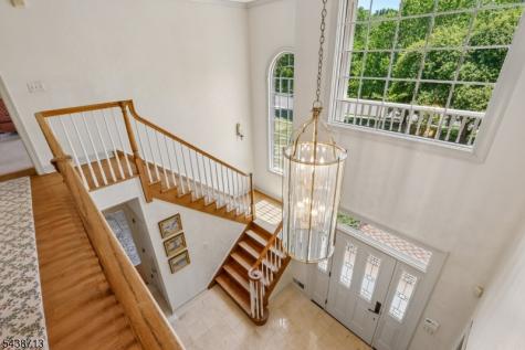 14 N Stone Hedge Drive Bernards NJ 07920