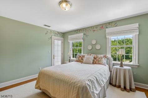 14 N Stone Hedge Drive Bernards NJ 07920