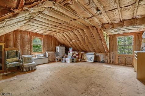 14 N Stone Hedge Drive Bernards NJ 07920